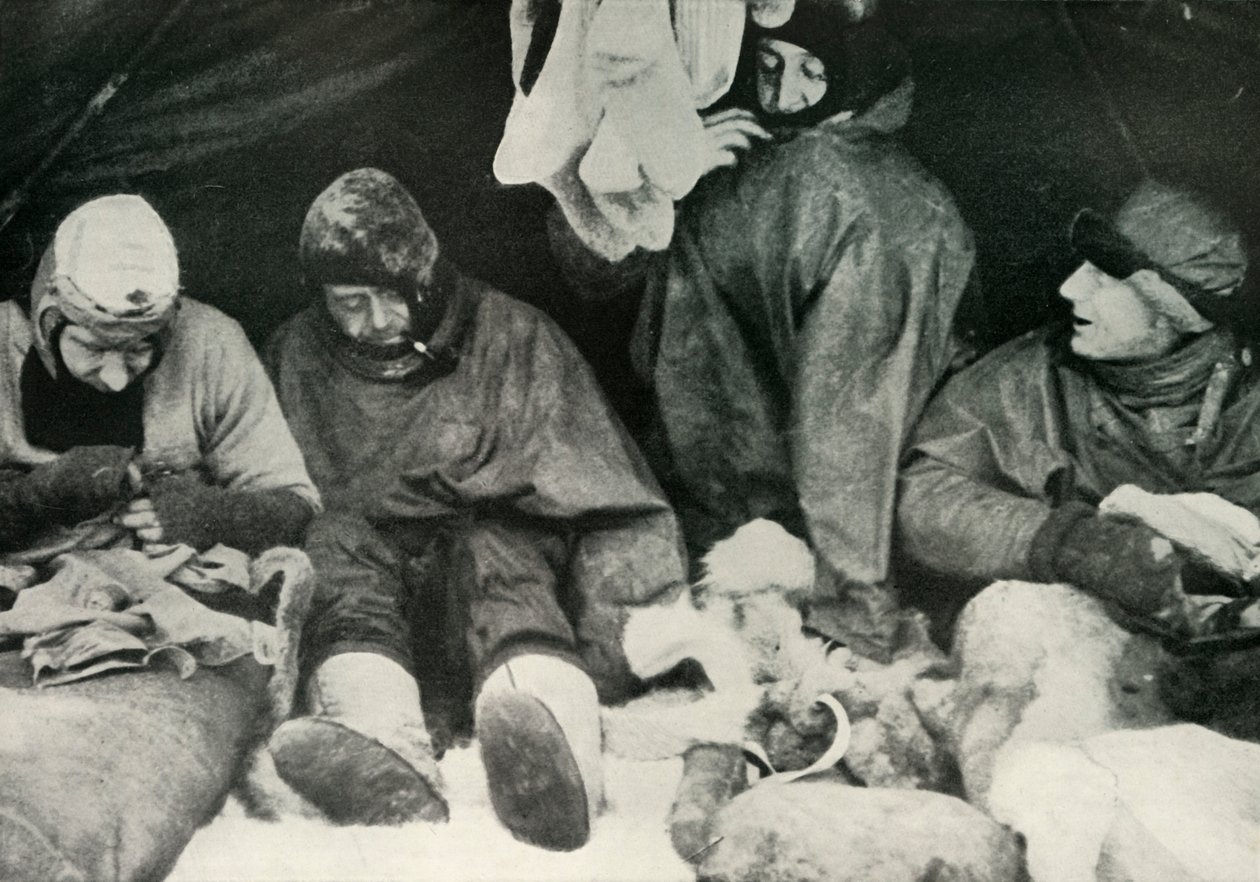 A Sarki Párt tagjai a hálózsákba kerülve, 1911, 1913. alkotó: Herbert Ponting