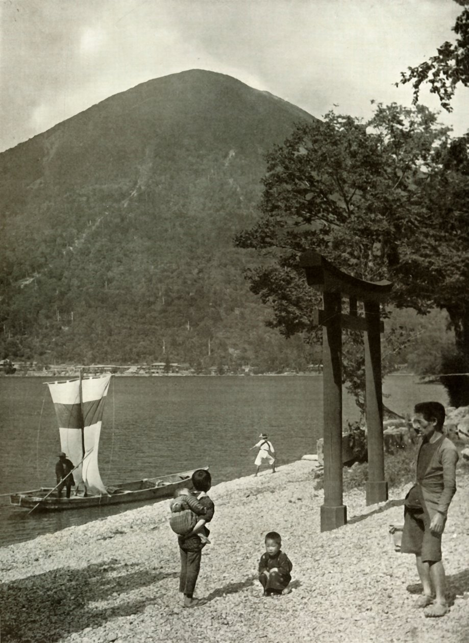 NaN Tai-za NAND tó Chu Hechi, 1910. alkotó: Herbert Ponting