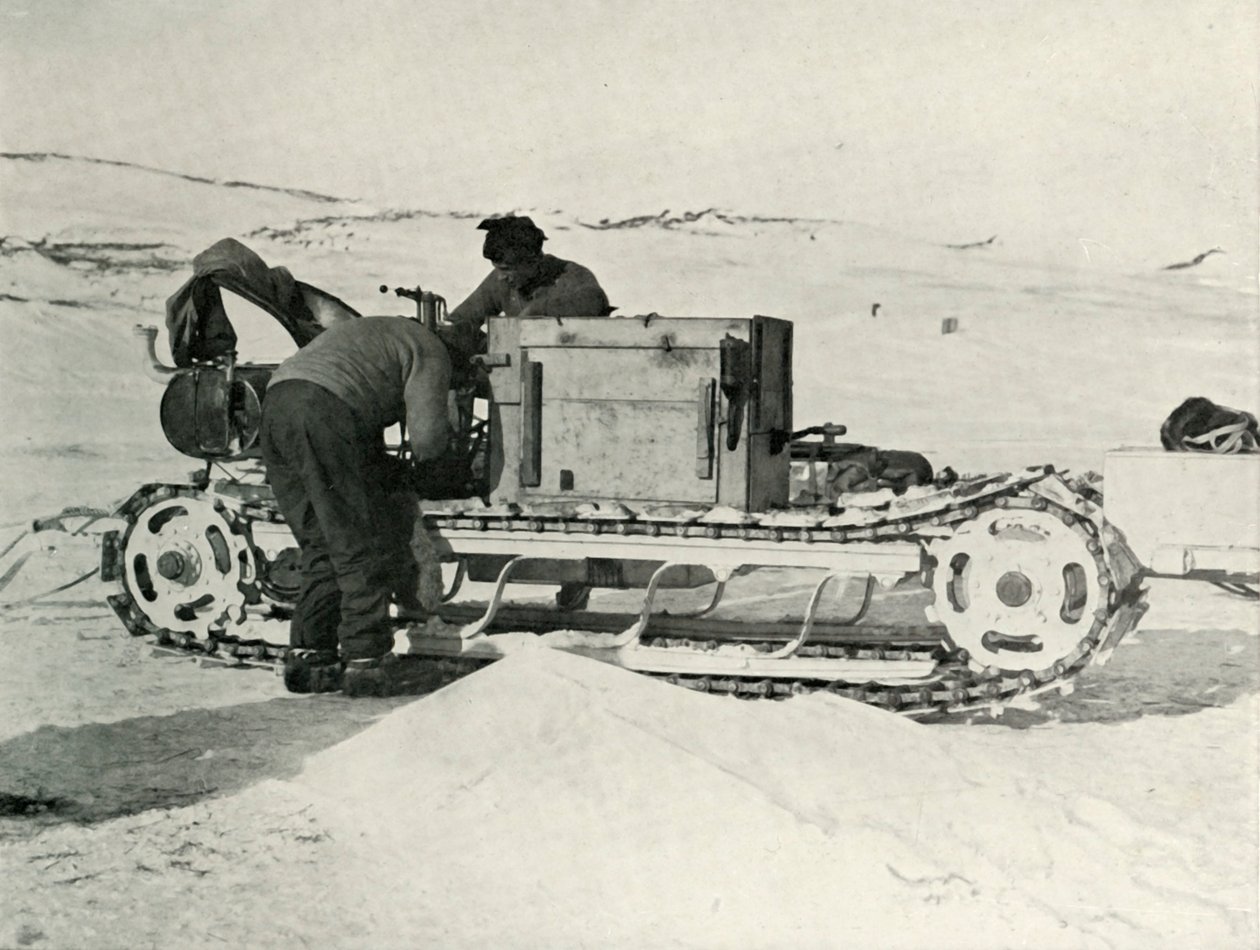 Az egyik motoros szánkó, 1911, 1913 alkotó: Herbert Ponting