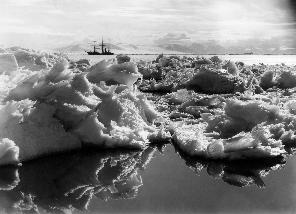 A Terra Nova McMurdo Soundban, Antarktiszon, 1911 alkotó: Herbert Ponting