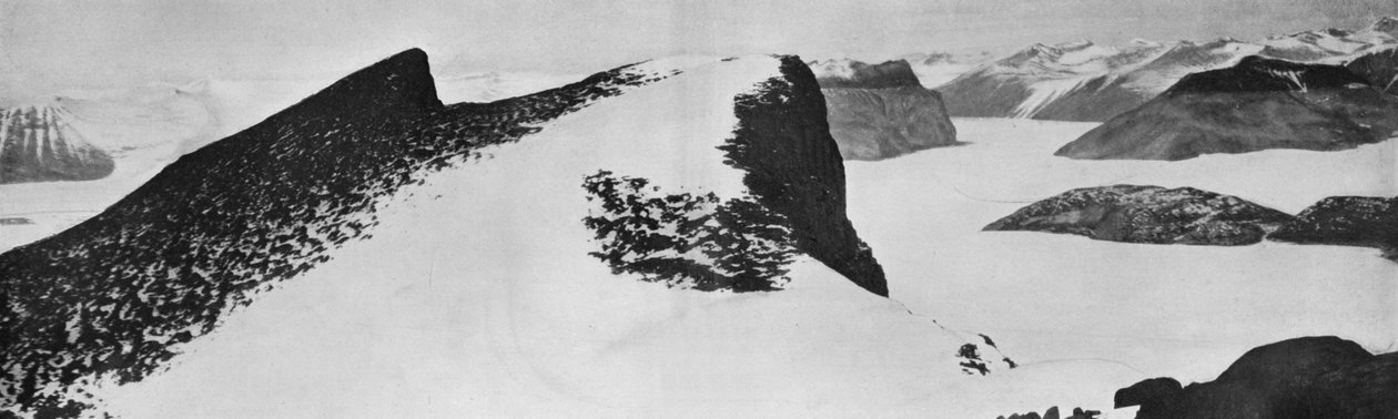 A Suess-hegy teteje, Délre nézve, 1911, 1913. alkotó: Herbert Ponting