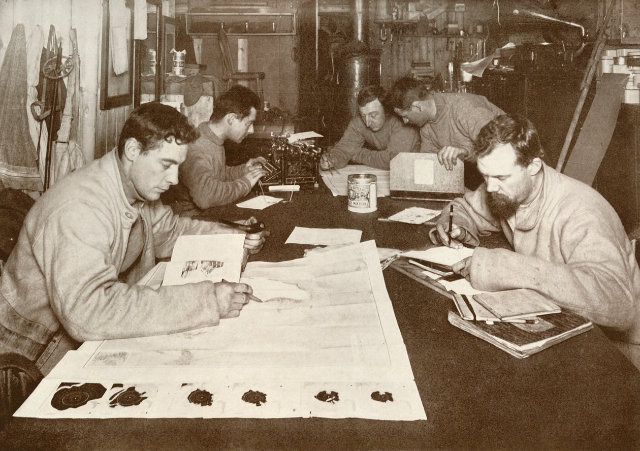 Téli munka balról jobbra - Debenham, Cherry-Garrard, Bowers, Evans, Taylor, c1911, 1913 alkotó: Herbert Ponting