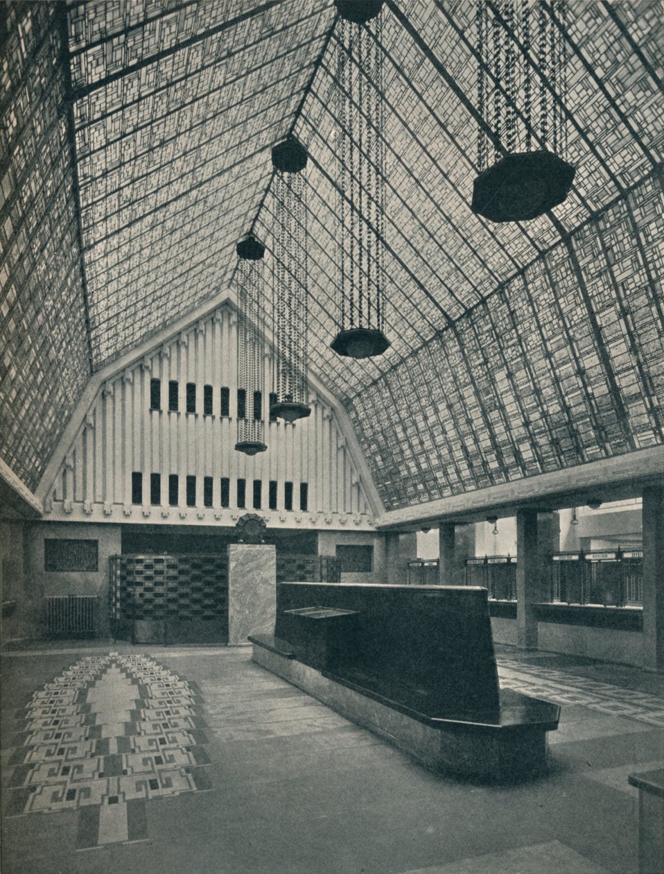 "The Great Hall, Bank of Rotterdam, Hague", 1920 alkotó: Hermann Friedrich Mertens