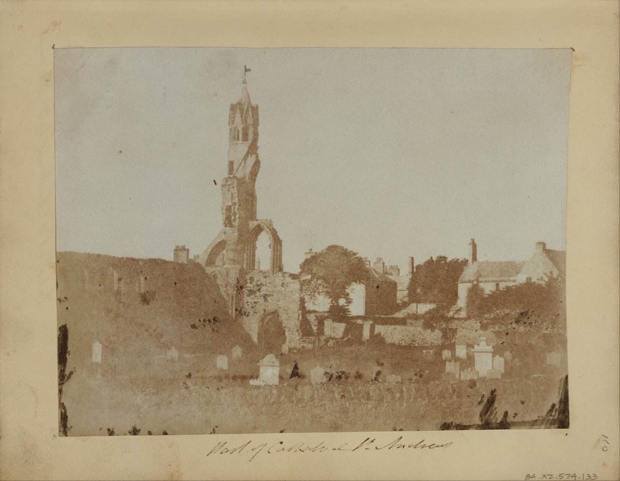 A St. Andrews nyugati vége és a székesegyház északkeleti része alkotó: Hill and Adamson