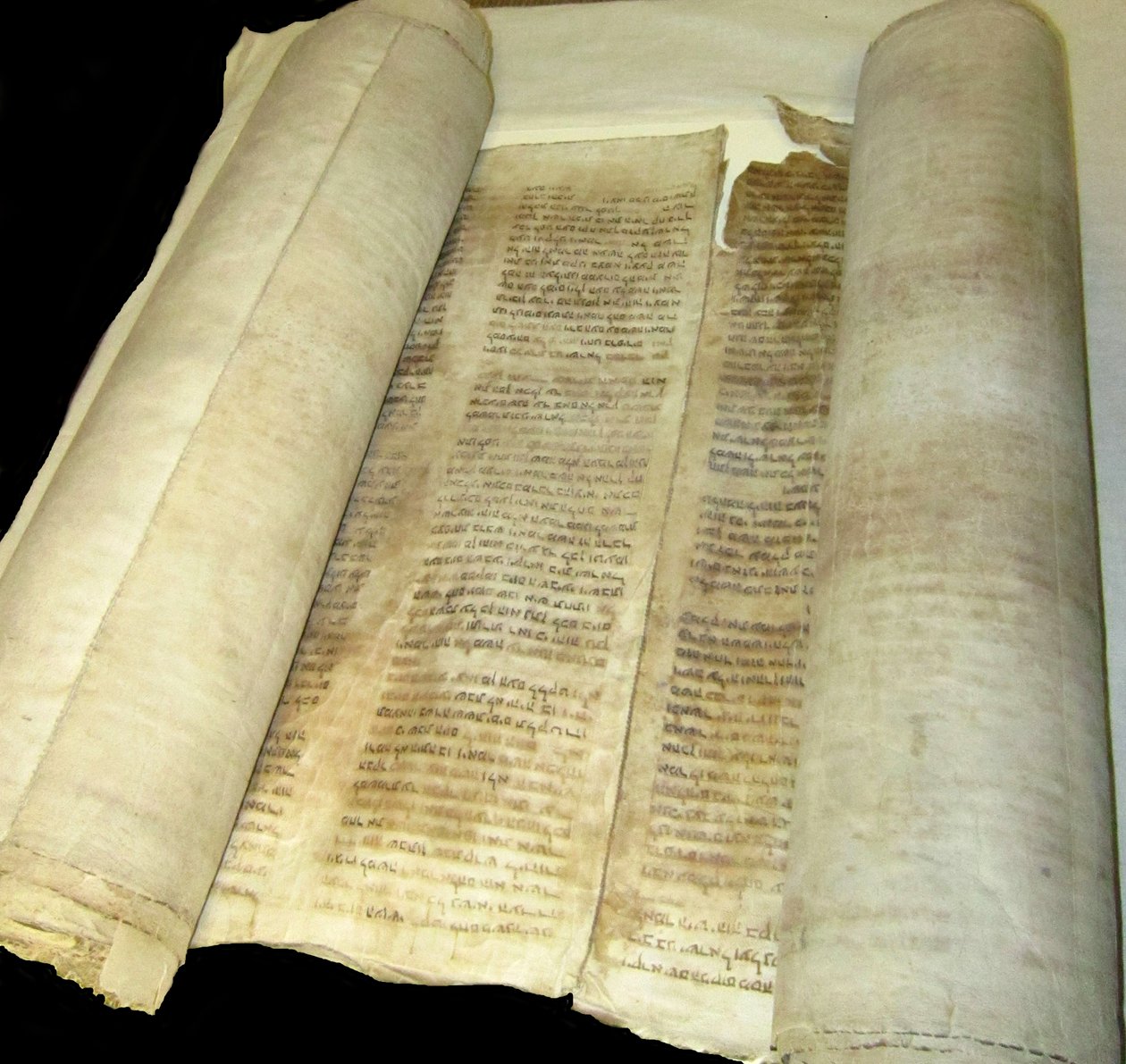 A kínai Kaifeng zsidó közösségének tóratekercse alkotó: Historical Document