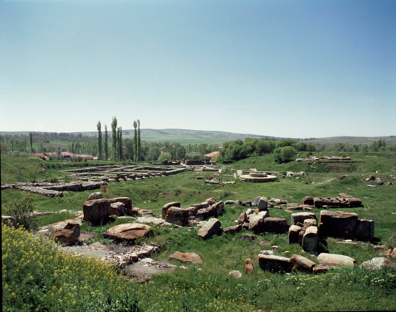 Kilátás a telek romjaira alkotó: Hittite Hittite