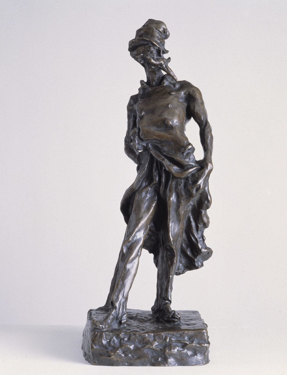 A ratapoil, a köztársaság sírásóját ábrázoló politikai karikaturista. Honore Daumier (1808-1879) bronzszobra homokkal. alkotó: Honoré Daumier