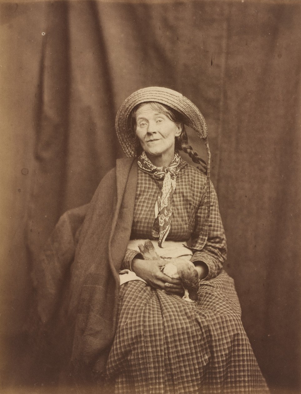 Nő, aki egy döglött madarat tart, Surrey megyei elmegyógyintézet,c. 1855 (fénykép) alkotó: Hugh Welch Diamond