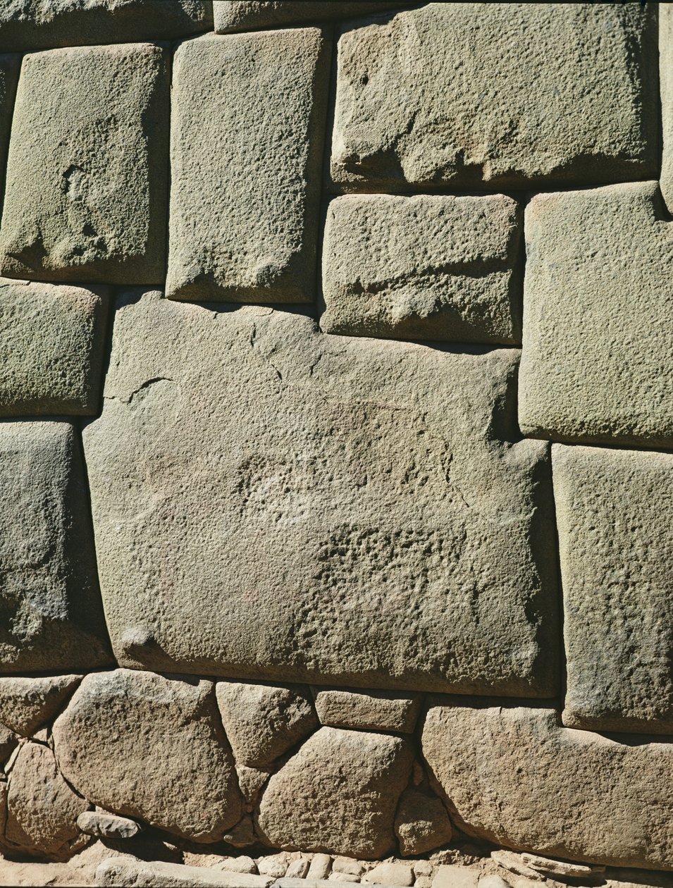 Tizenkét szögű kő alkotó: Incan