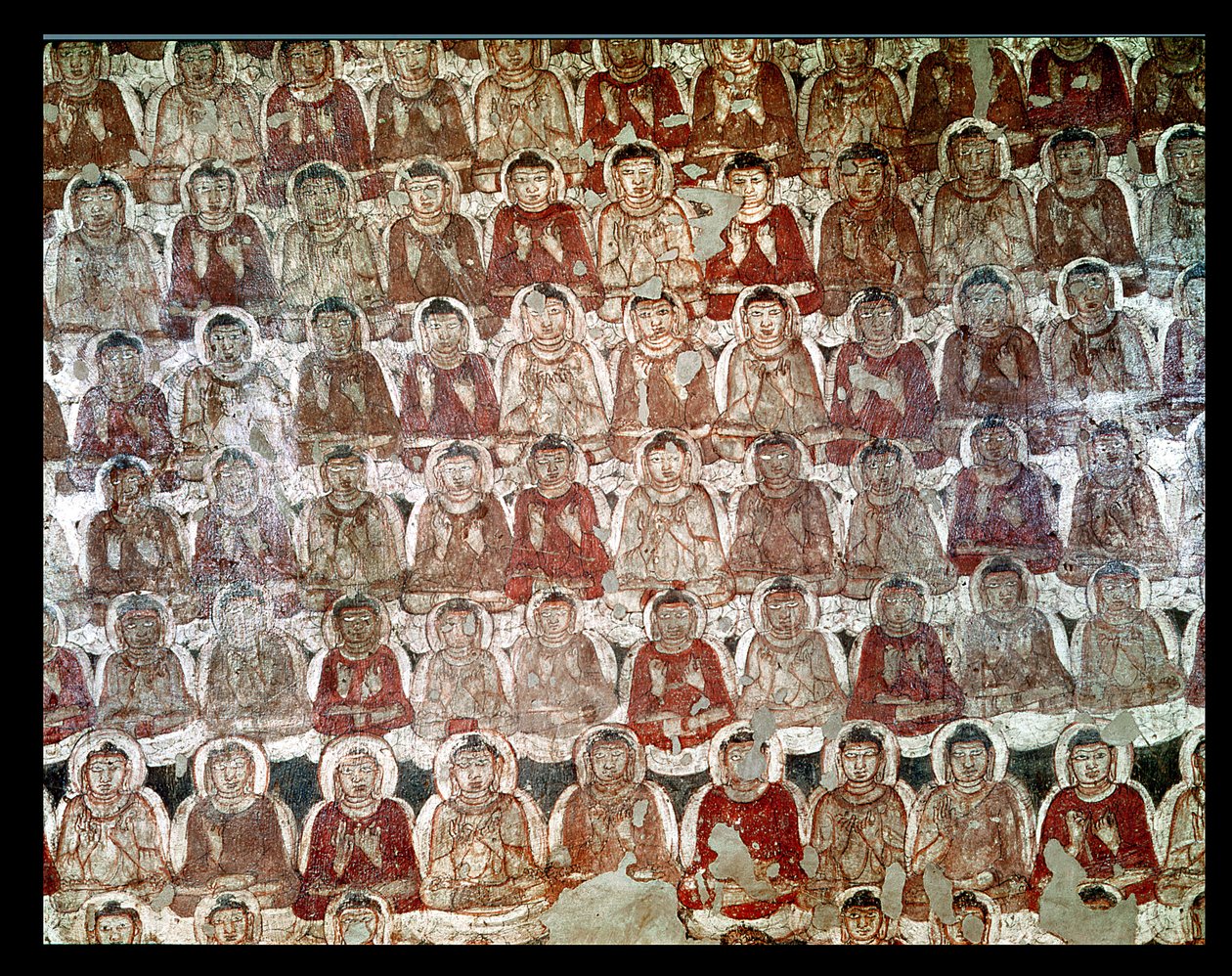Ülő Buddhák sokasága a 2. barlang belsejéből (lásd még: 162632) alkotó: Indian School
