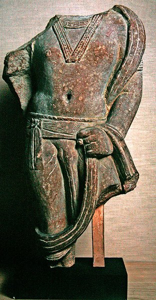 Bodhisattva (vörös homokkő) alkotó: Indian School