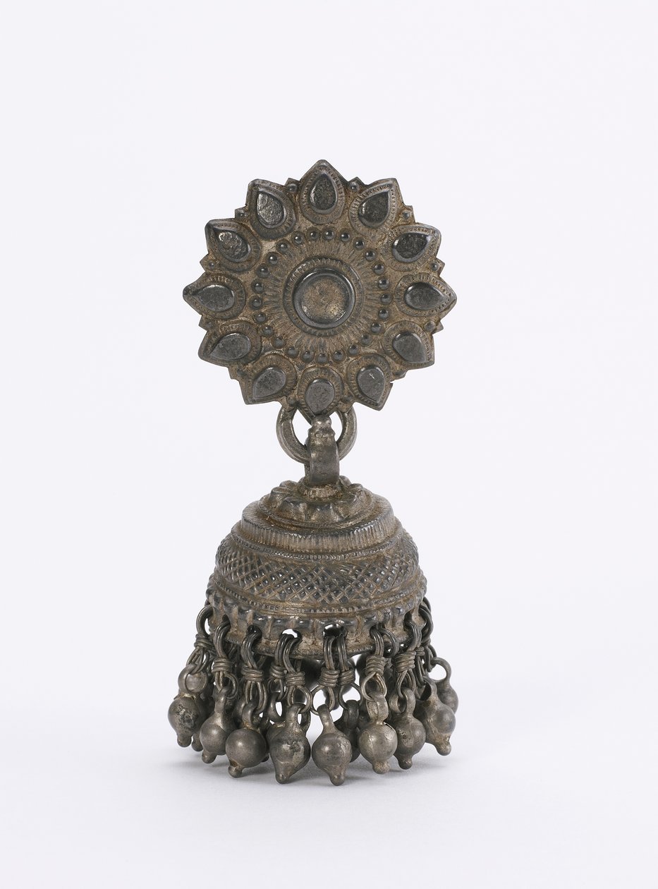 Fülbevaló (jhumka) (ezüst) alkotó: Indian School