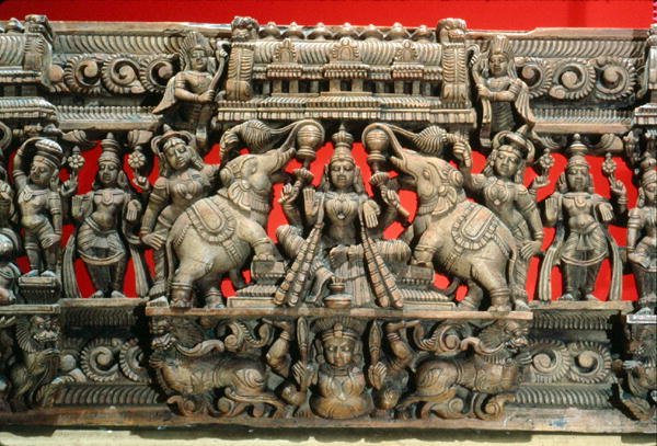 Gata Lakshmi, a jó szerencse és bőség istennője (fa) alkotó: Indian School