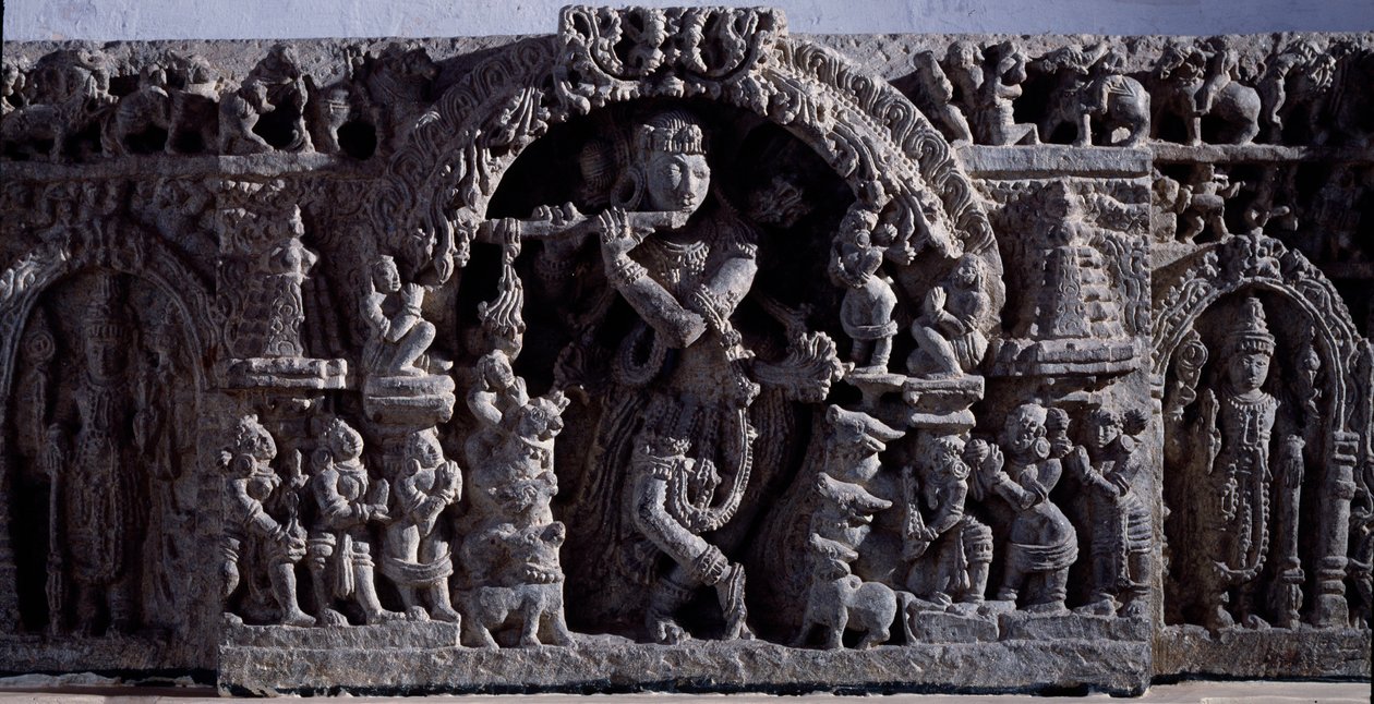 Hinduizmus: "" Krishna vagy Venugopala, fuvola tehenek mestere"" Fekete kőszobor, központi rész (Krishna mint Venugopala) 12. század (12. század) Halebiduból, Mysore - Calcutta, Indiai Múzeum alkotó: Indian School