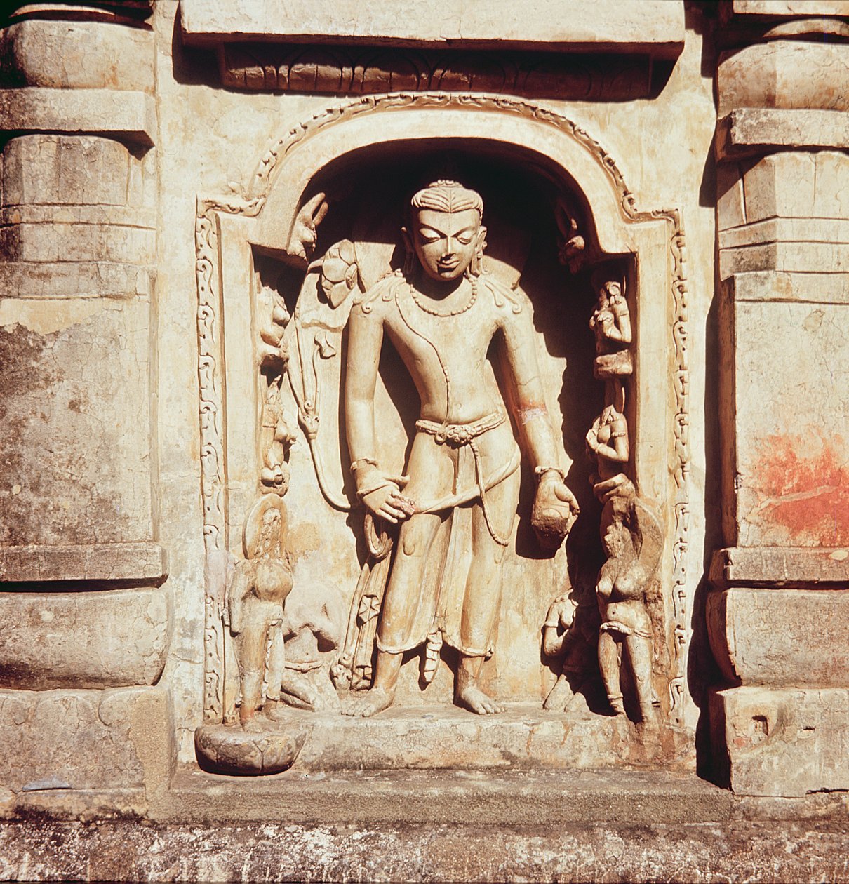Dombormű a III. lelőhely főtemplomából, 320-530 alkotó: Indian School