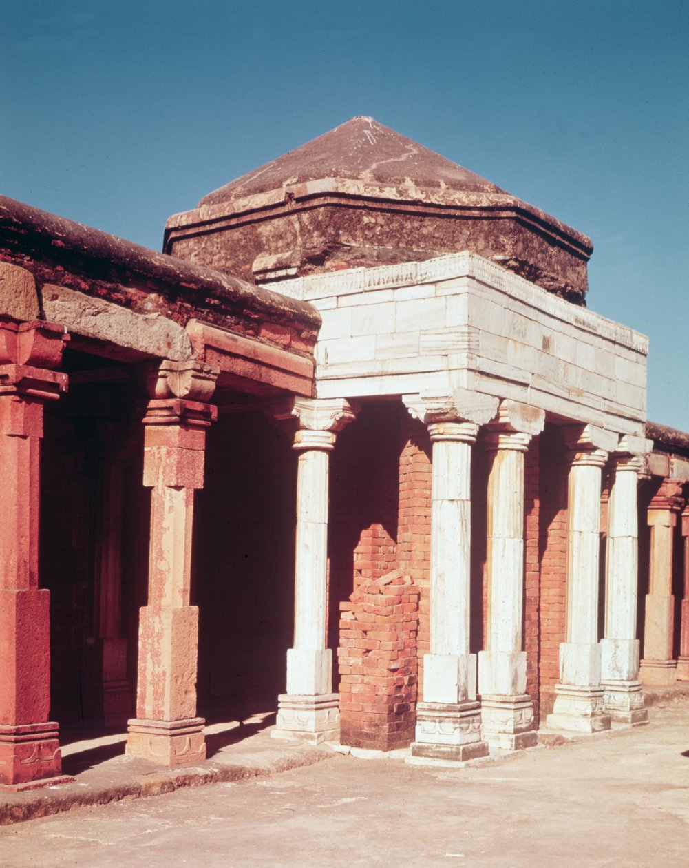Ghari szultán alkotó: Indian School