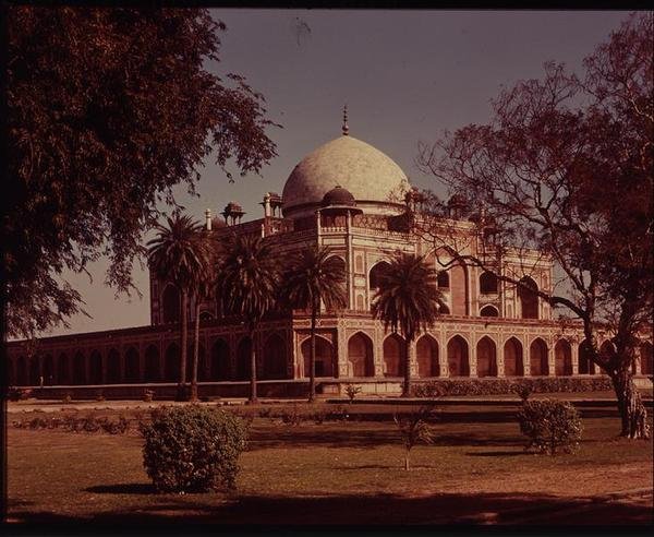 Humayun (1507-56) sírja, épült 1570-ben (fotó) alkotó: Indian School