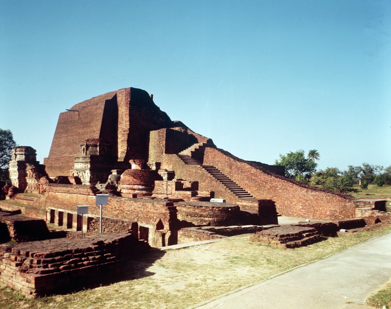 Kilátás a III. hely főtemplomára, 320-350 alkotó: Indian School