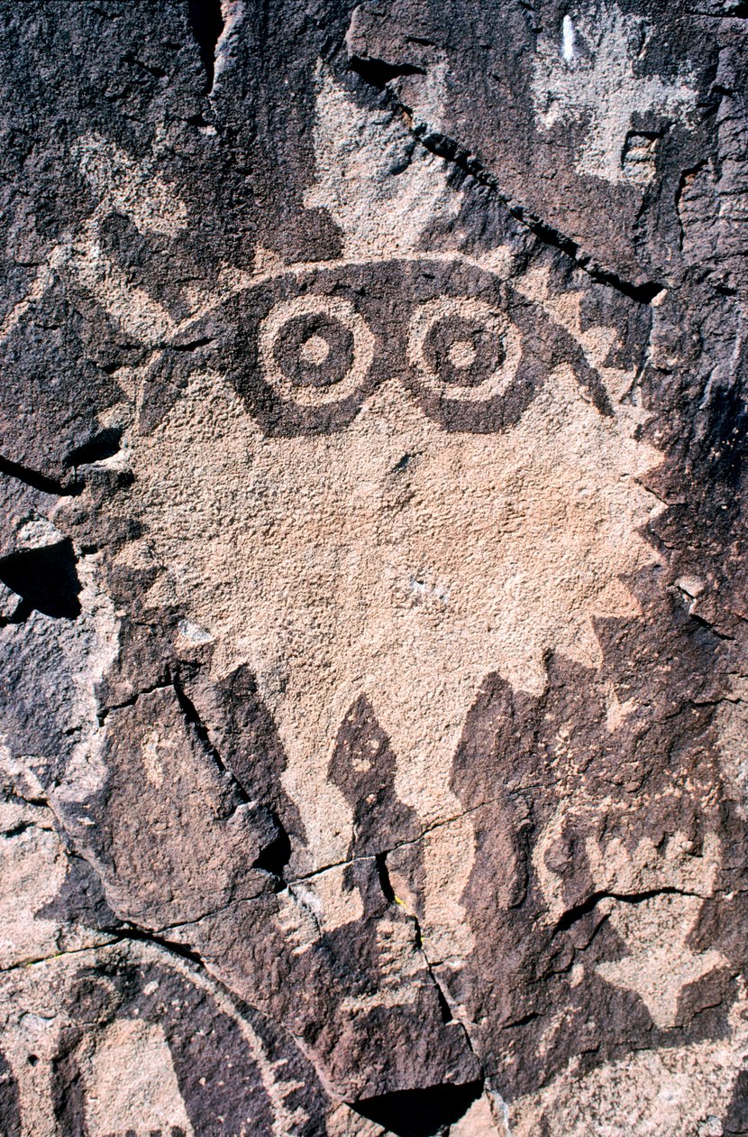 Anasazi Petroglyph (sziklarajz) faragványok Új-Mexikóban. alkotó: Ira Block