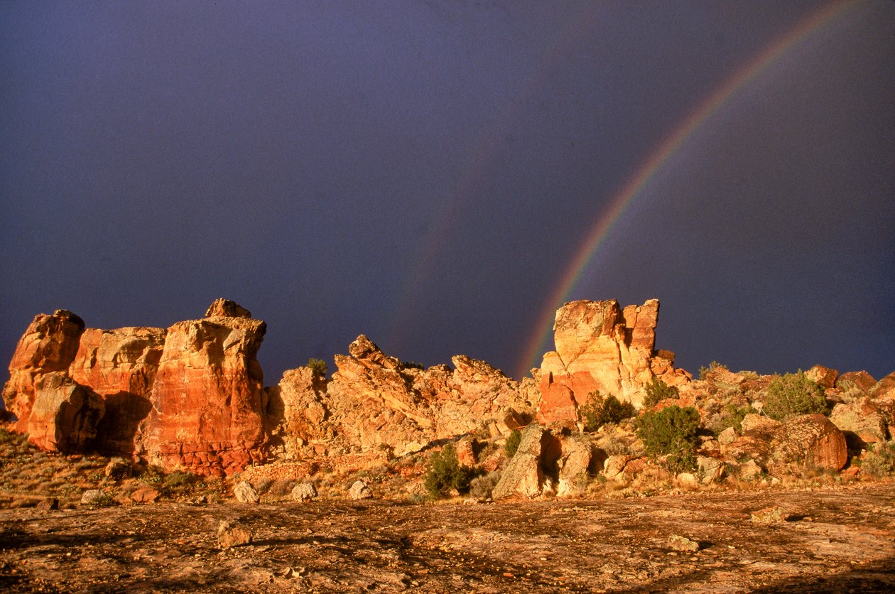Ősi Anasazi lelőhely, Castle Rock, Colorado alkotó: Ira Block