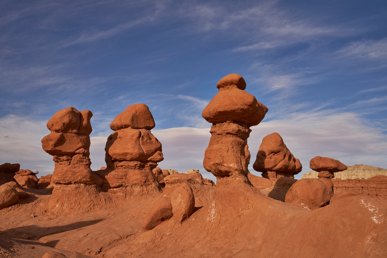 Sziklaalakzatok a Goblin Valley State Parkban Utahban, 2020 (fotó) alkotó: Ira Block