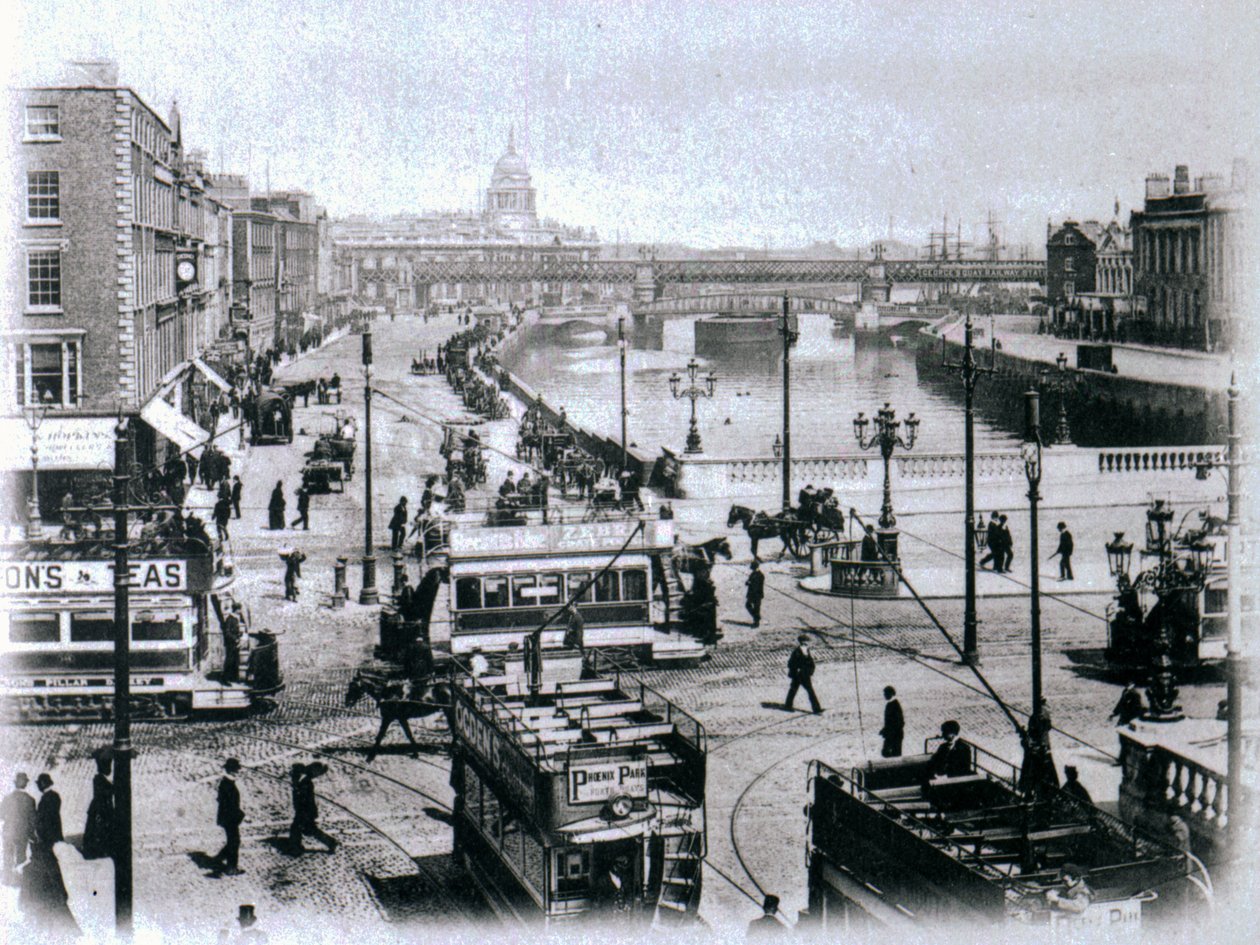 O Connell híd és a Liffey folyó, Dublin, 1900 körül alkotó: Irish Photographer
