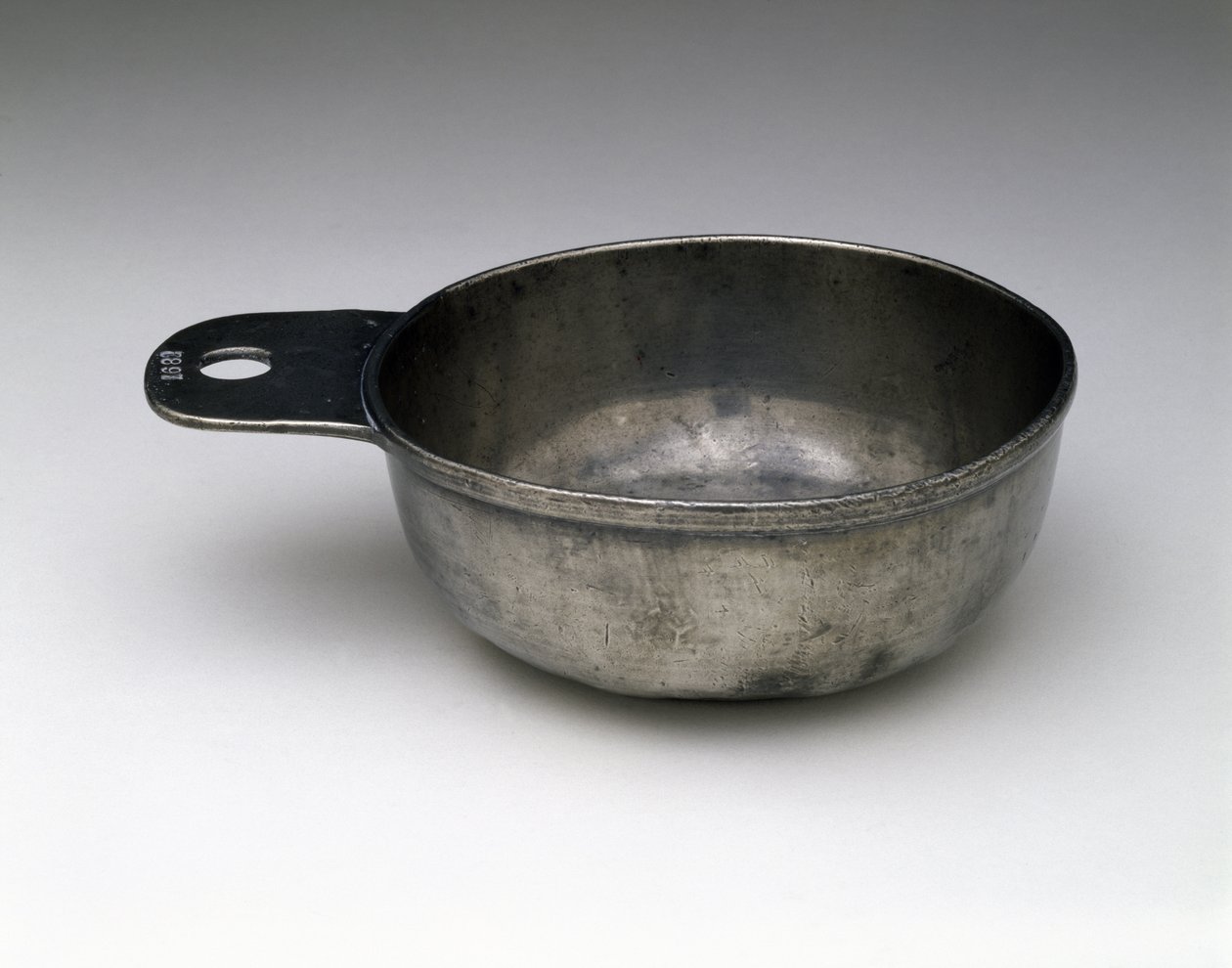 Porringer, c. 1770-1807 (ón) alkotó: Isaac (attr.to) Jackson