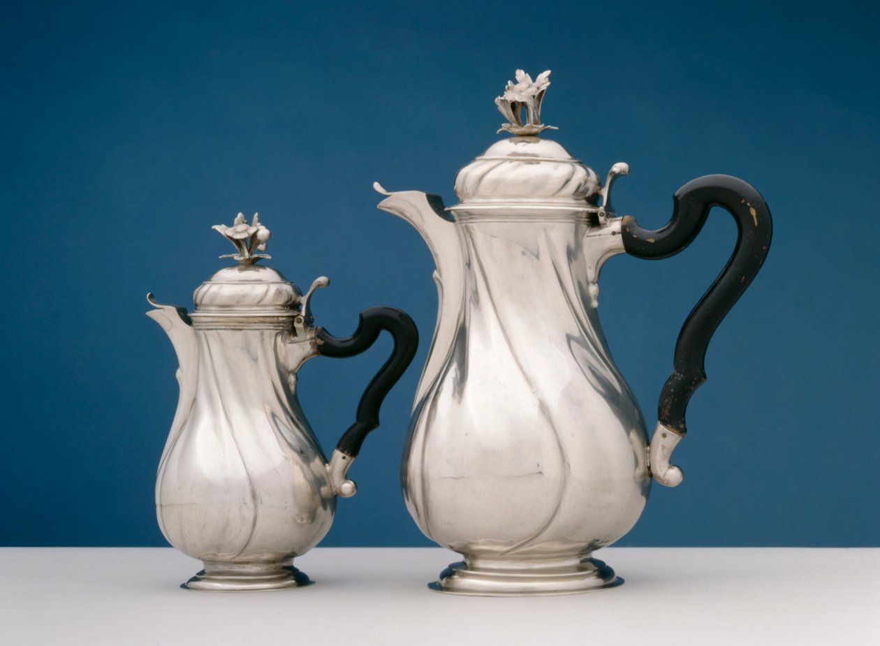 Pár teáskanna, 1780 körül (ezüst és ébenfa) alkotó: Isaak Beaucair