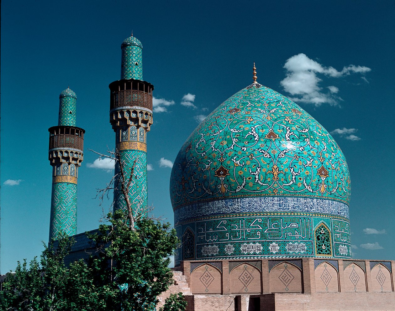 Kilátás a Shah-mecsetre (más néven Imam mecset) alkotó: Islamic School