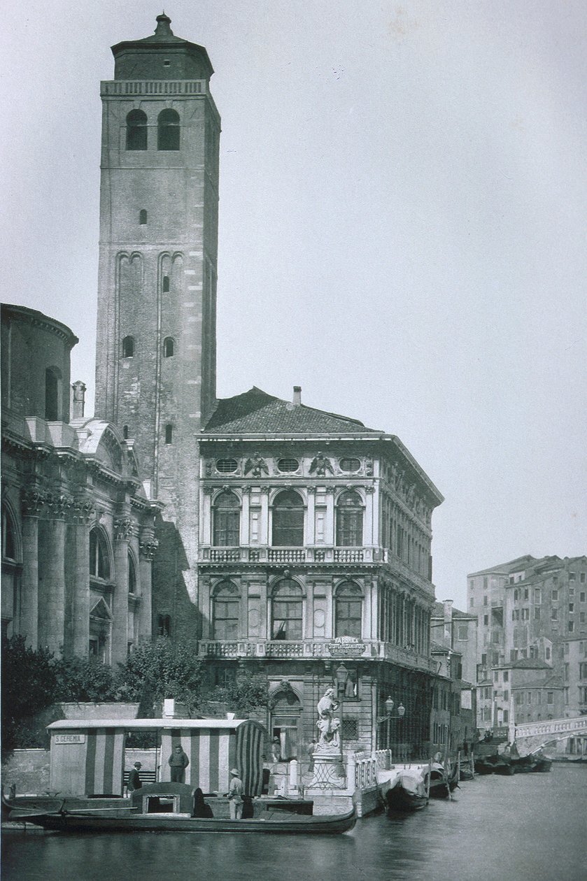 Kilátás a Palazzo Labiára és a San Geremia templomra alkotó: Italian Photographer