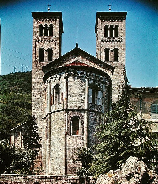 Sant Abbondio-bazilika alkotó: Italian School