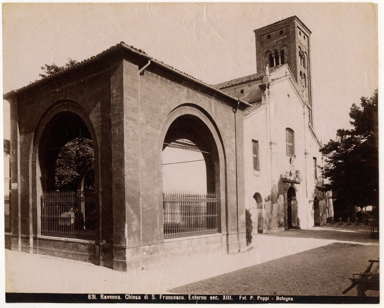 Szent Ferenc-templom, Ravenna, Emilia-Romagna, Olaszország, Pietro Poppi fényképe, Bologna, 1900 körül alkotó: Italian Photographer