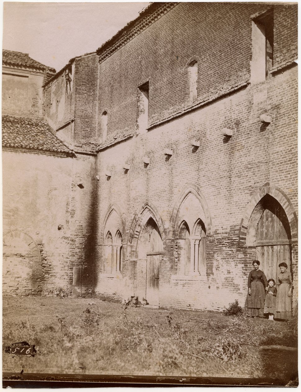 A kapituláris terem külseje, Pomposa apátság, Emilia-Romagna, Olaszország, Luigi Ricci, Ravenna fotója. alkotó: Italian Photographer