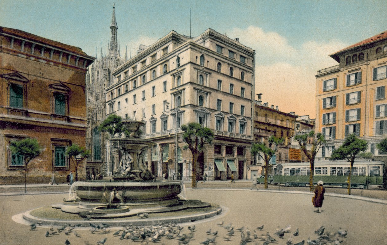 Milánó / Milánó: Piazza Fontana (színes fénykép) alkotó: Italian Photographer