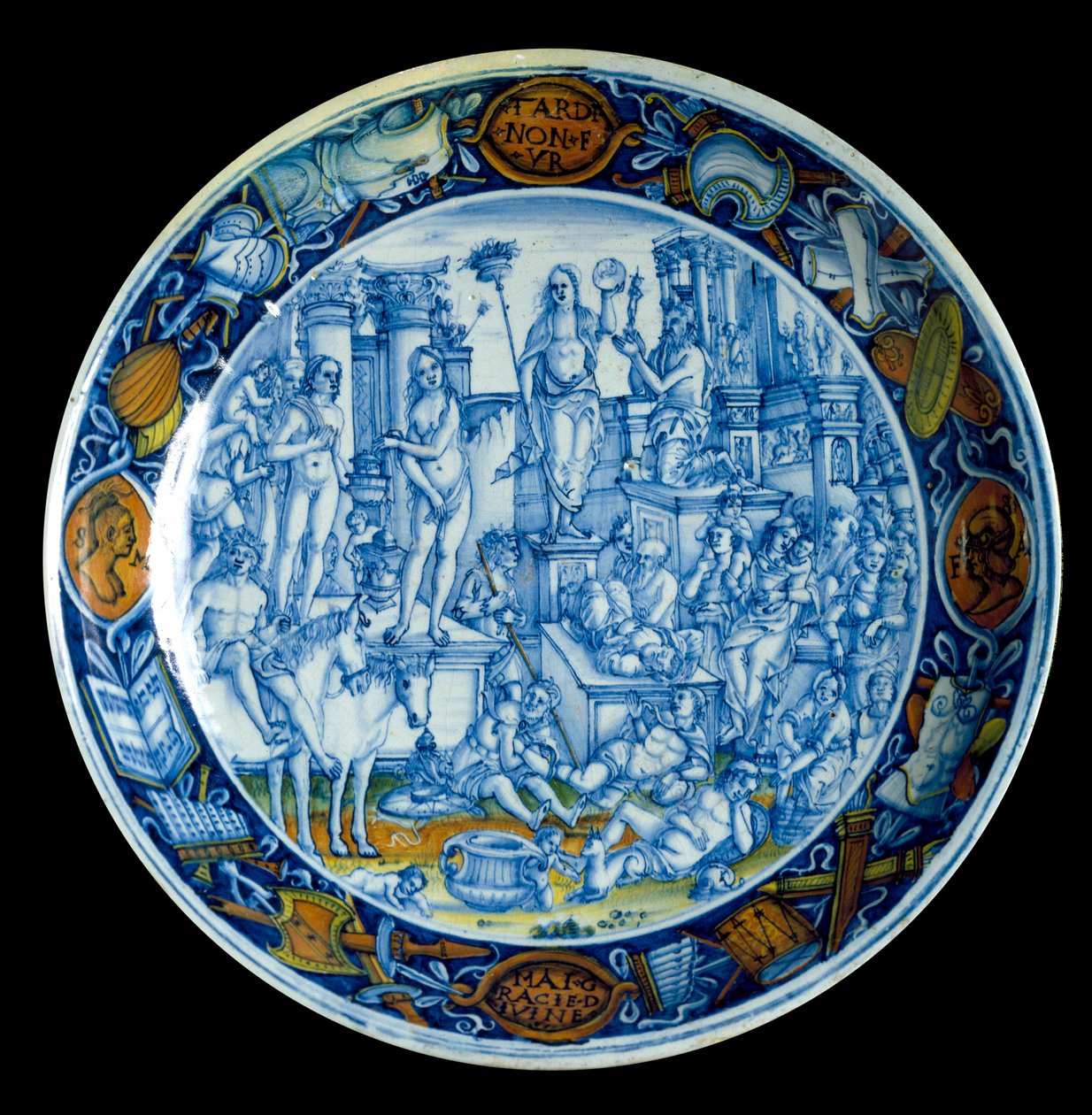 Decoree lemez, amely a görög mitológiában Selene, a Hold istennő allegóriáját képviseli. Faenzából, 150 körül. Firenze Musee du Bargello. (Firenze, Bargello Nemzeti Múzeum) alkotó: Italian School