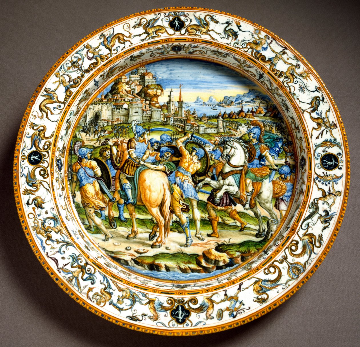 Jules Cesar életének epizódja. Kerámia lemez, amelyet Urbinóban, az olaszországi Fontana műhelyben gyártottak. 1550 Firenze környékén, Museo Nazionale del Bargello alkotó: Italian School