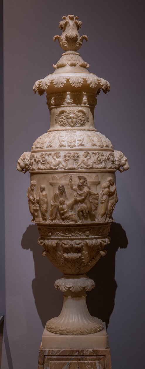 Váza klasszikus jelenettel: Polyxena feláldozása, 1825 körül (alabástrom) alkotó: Italian School