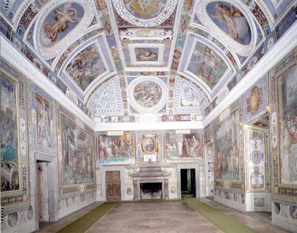 Kilátás a „Sala dei Fasti Farnese”-ra (Farnese tündöklésének csarnoka), amelyet Onofrio Panvinio tervezett, és freskóit Taddeo (1529-66) és Federico Zuccaro (1540-1609) 1557-83 (freskó) alkotó: Italian School