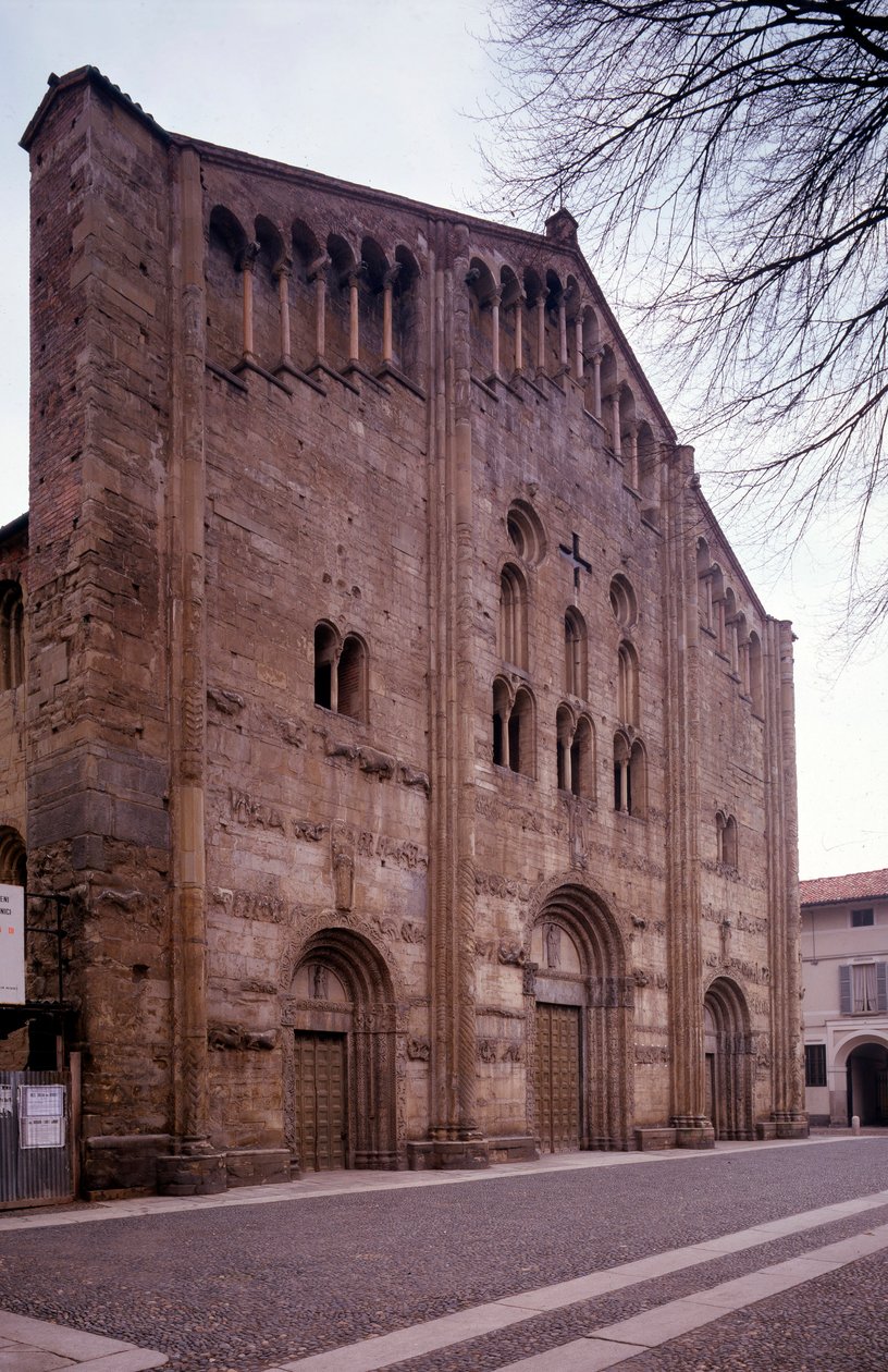 Kilátás a Szent Michele Maggiore-templom homlokzatára alkotó: Italian School