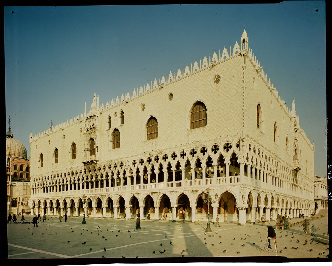 Kilátás a Palazzo Ducale nyugati homlokzatára, 14-15. század alkotó: Italian School