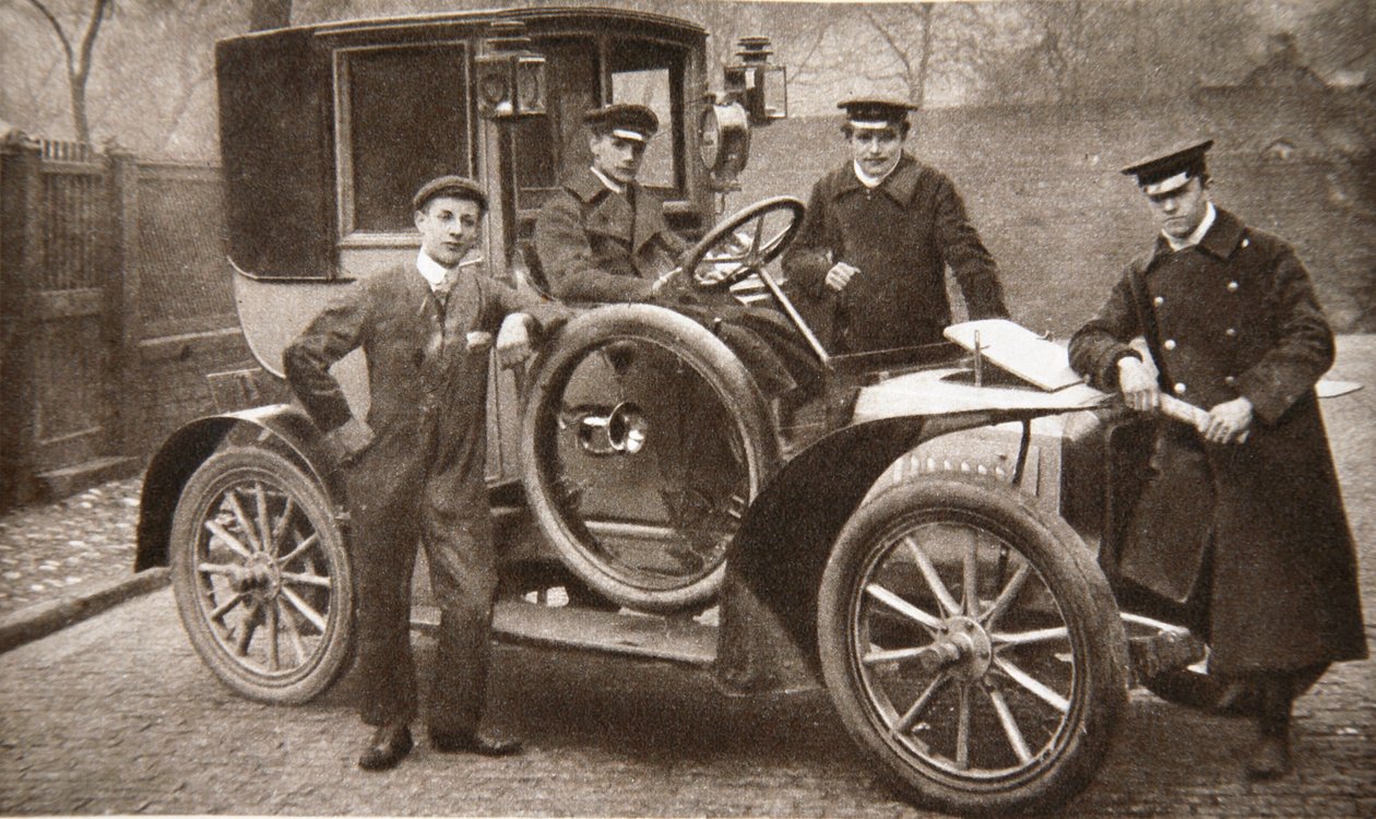 Az első taxi Liverpoolban, Merseyside államban, 1906 alkotó: JP Wood
