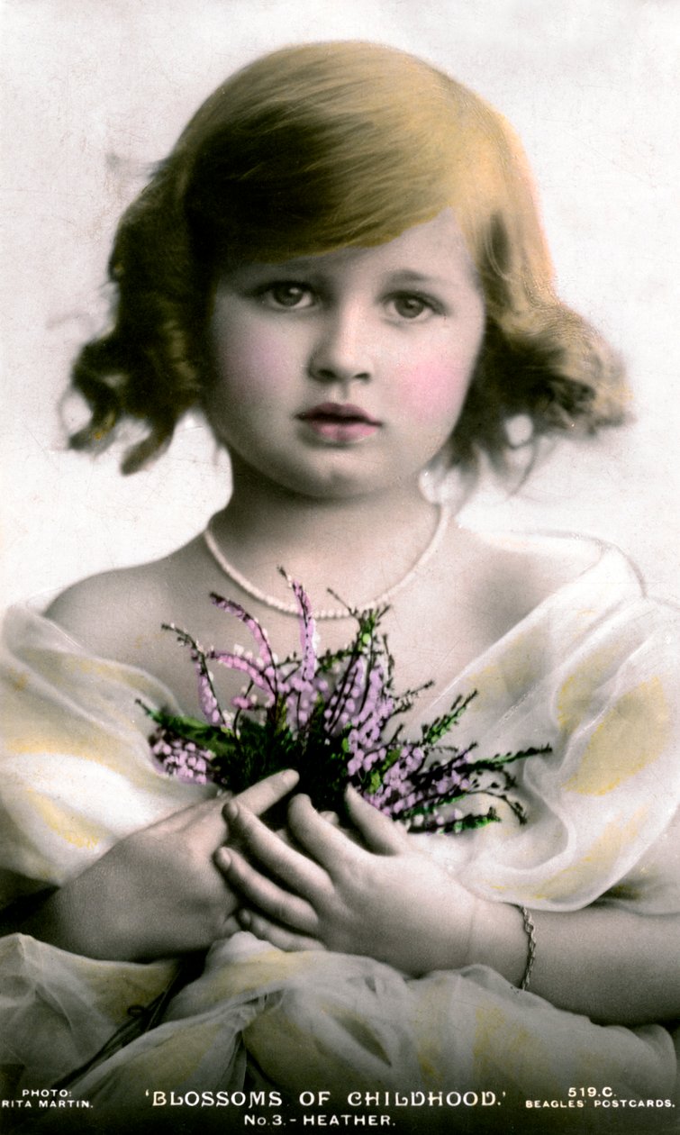 Blossoms of Childhood No.3: Heather, 20. század eleje. alkotó: J. Beagles and Co.