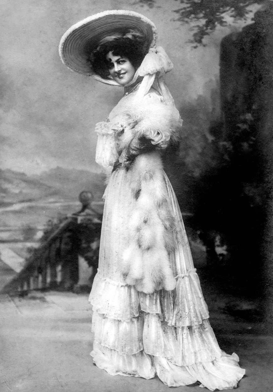 Marie Studholme 1875-1930, angol színésznő, 1904. alkotó: J. Beagles and Co.