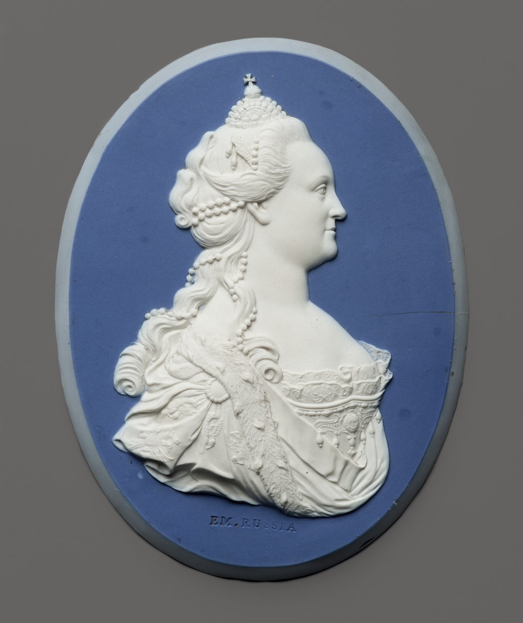 II. Katalin oroszországi császárné portréja, 1775 körül (jasperware) alkotó: J. and Bentley Wedgwood