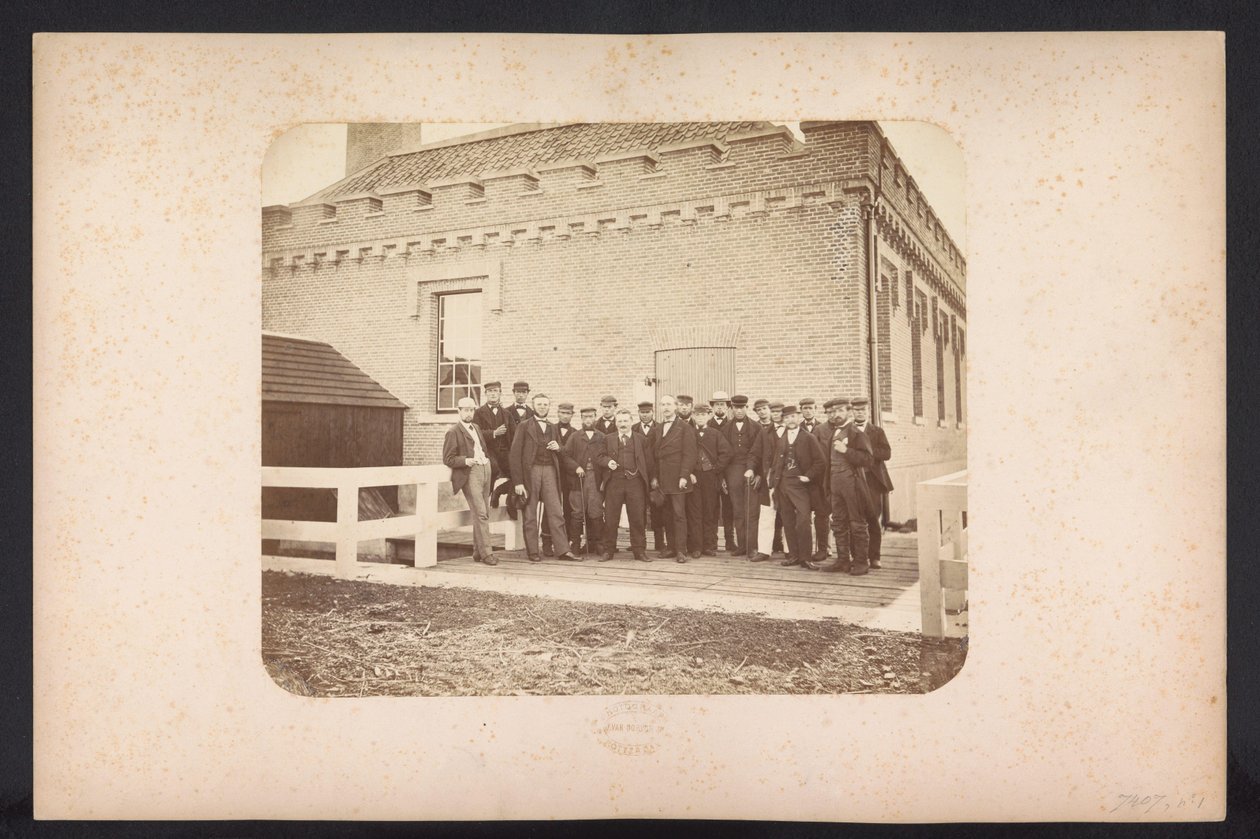 A munkások csoportképe, 1867-1869 A tavak helyreállítása Schielandban Rotterdamtól keletre (a sorozat címe a tárgyon) alkotó: Jacobus van Gorkom jr.