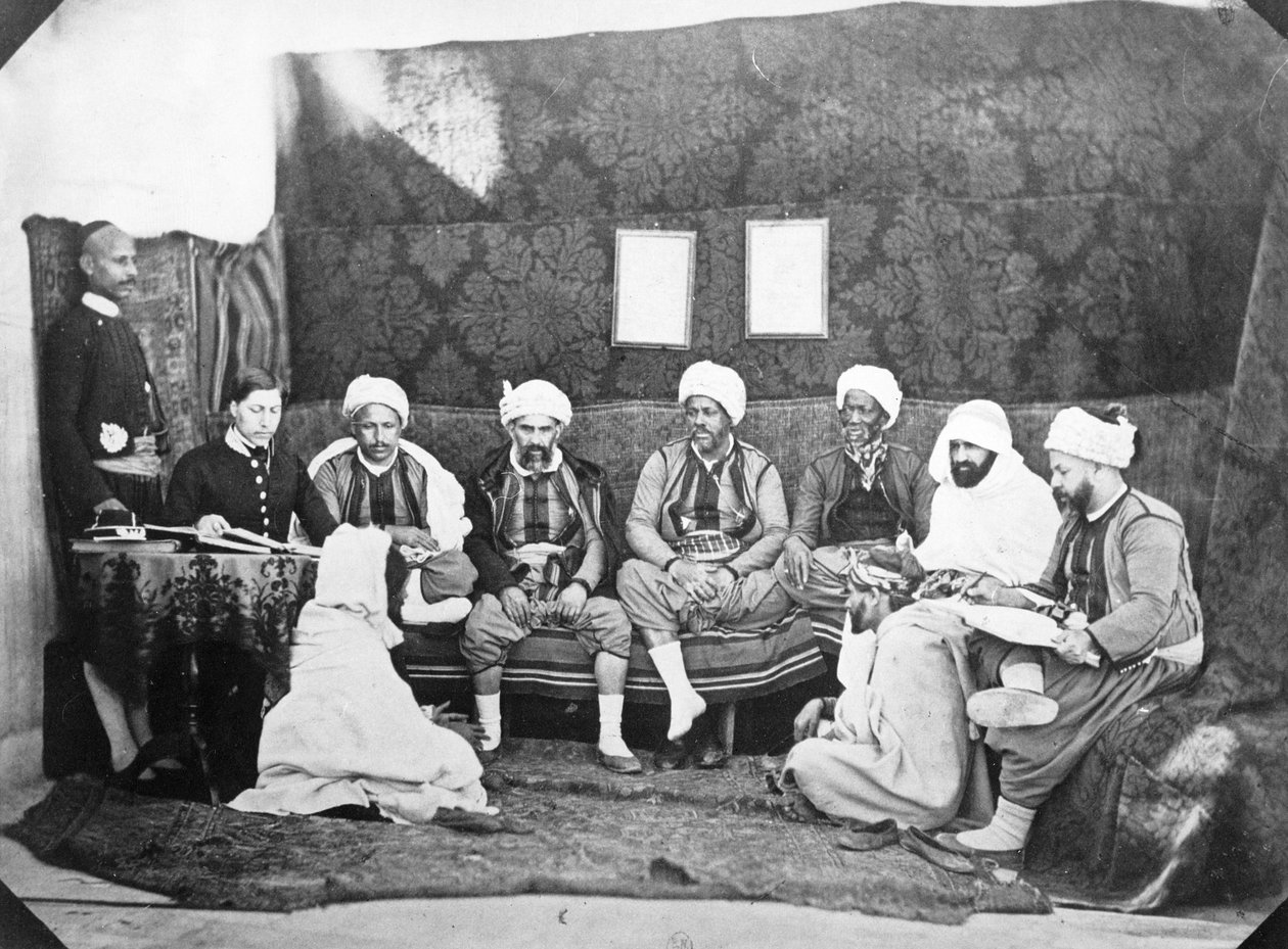 Különböző fajok békéltető bírósága a Bureau Arabe-nál, 1857-67 körül alkotó: Jacques Antoine Moulin