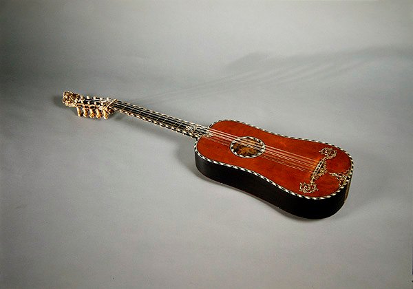 Gitár, 1648 (ébenfa és elefántcsont) alkotó: Jacques du Mesnil