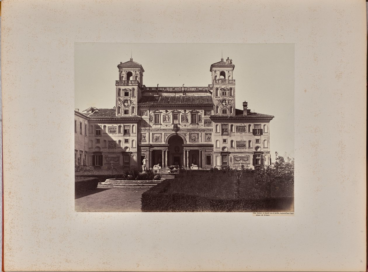 Villa Medici; a kertre néző homlokzat, ma Académie de France alkotó: James Anderson
