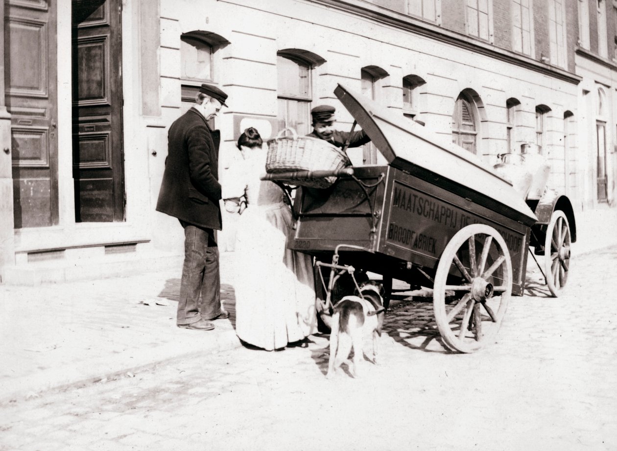 Emberek és kutyakocsi, Antwerpen, 1898 alkotó: James Batkin