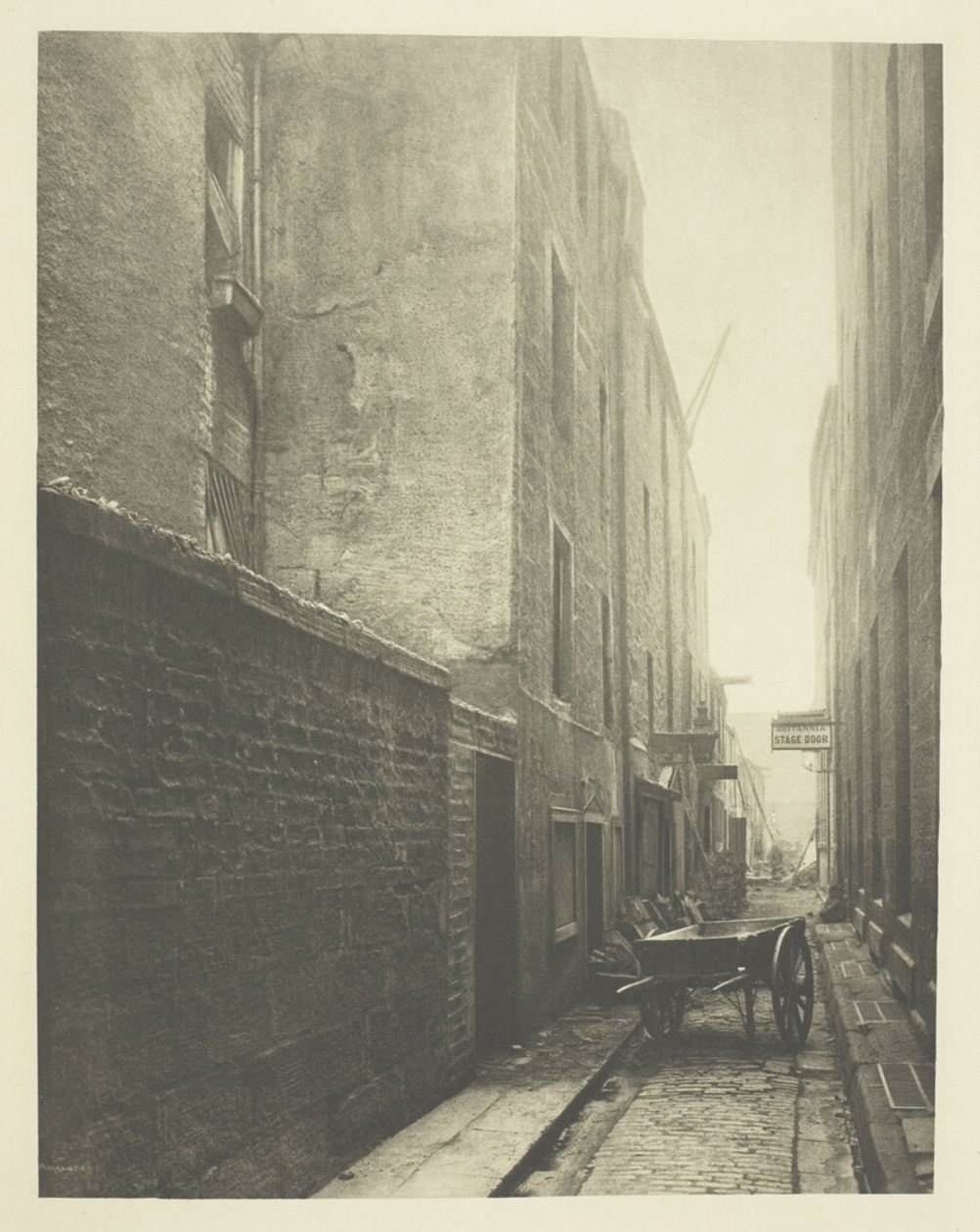 Back Wynd a Trongate-től alkotó: James Craig Annan
